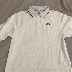 Nike SB polo